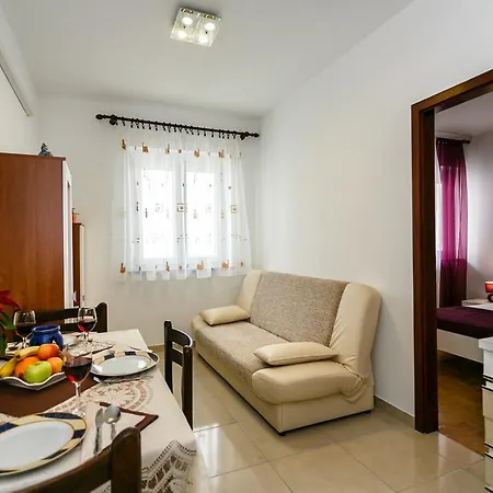 Casa de hóspedes Cvelic Malinska