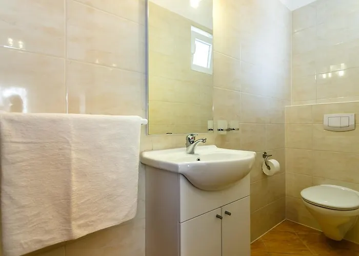 Gostinjska kuća Apartmani Cvelic Malinska