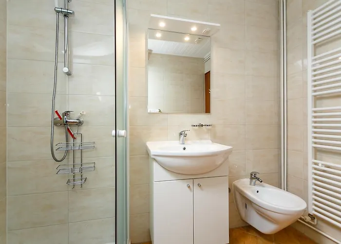 Gostinjska kuća Apartmani Cvelic Malinska