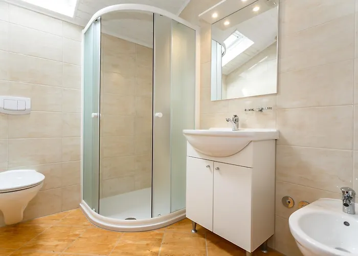 Apartmani Cvelic Guest house 3*