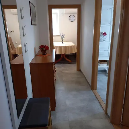 Apartmani Cvelic 3* Malinska