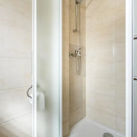 Gostinjska kuća Apartmani Cvelic 3*