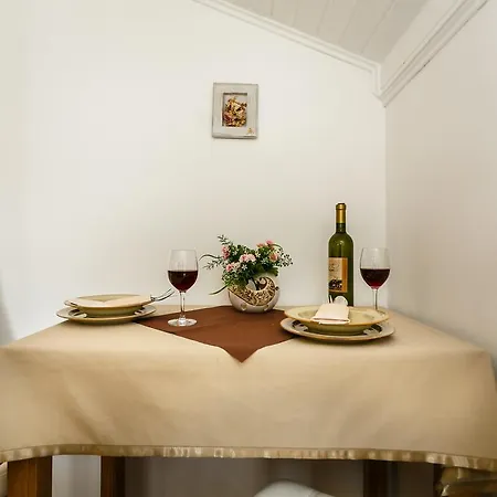 Gostinjska kuća Apartmani Cvelic