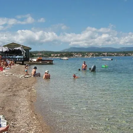 Gostinjska kuća Apartmani Cvelic 3*